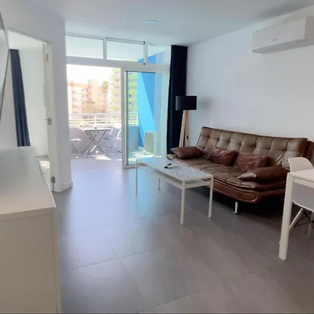 Apartment Renovated By The And Yumbo Centre *
