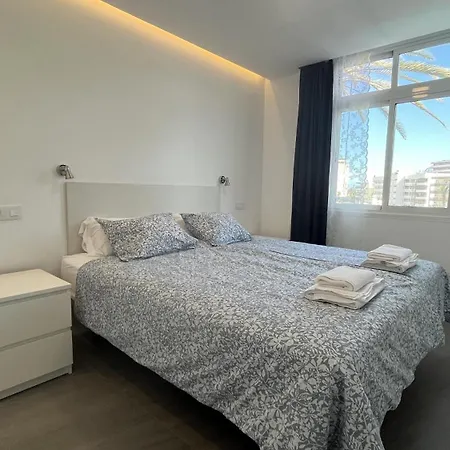 Apartment Renovated By The And Yumbo Centre *