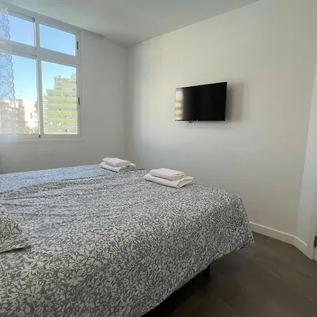 Apartment Renovated By The And Yumbo Centre